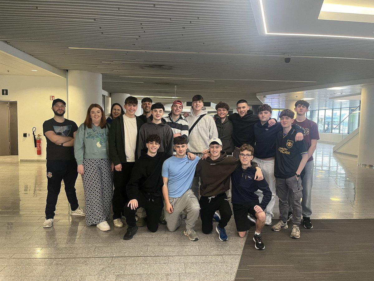 The immersion team of 2025. Ready to board our flight to Freetown. 🇸🇱✈️ #immersion #sierraleone