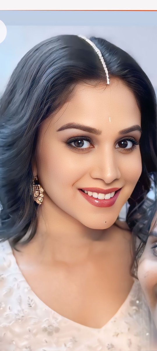 yashmifannm143's tweet image. @yashmi_gowda96  so beautiful and father and ledy tiger 🐅 #bbs8 telugu