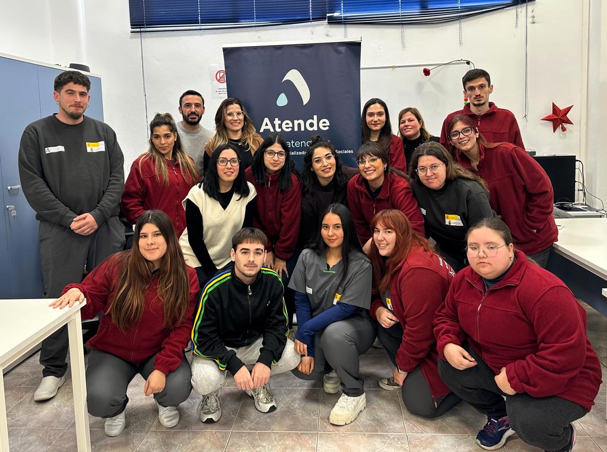 Nuestros compañeros del #SAD <a href="/dipalme_almeria/">Diputación Almería</a>  han impartido una charla de #OrientaciónLaboral a jóvenes desempleados que  han obtenido el Certificado de Profesionalidad “Atención Sociosanitaria a Personas Dependientes en Domicilios” #Tabernas #Empleo #Atende