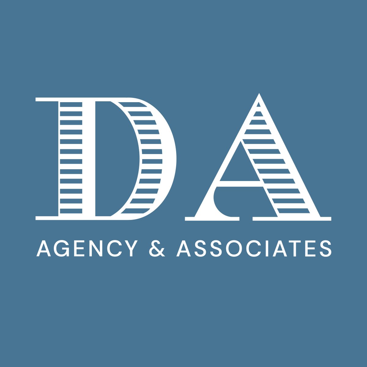 Today's #publishingjobs:

<a href="/DA_Agency/">Darley Anderson Agency</a> is looking for a Part-time Assistant to CEO and Literary Agent, to support and assist in Darley Anderson's role as CEO and across his dynamic list of bestselling authors

bookbrunch.co.uk/page/free-arti… (Free to view)
