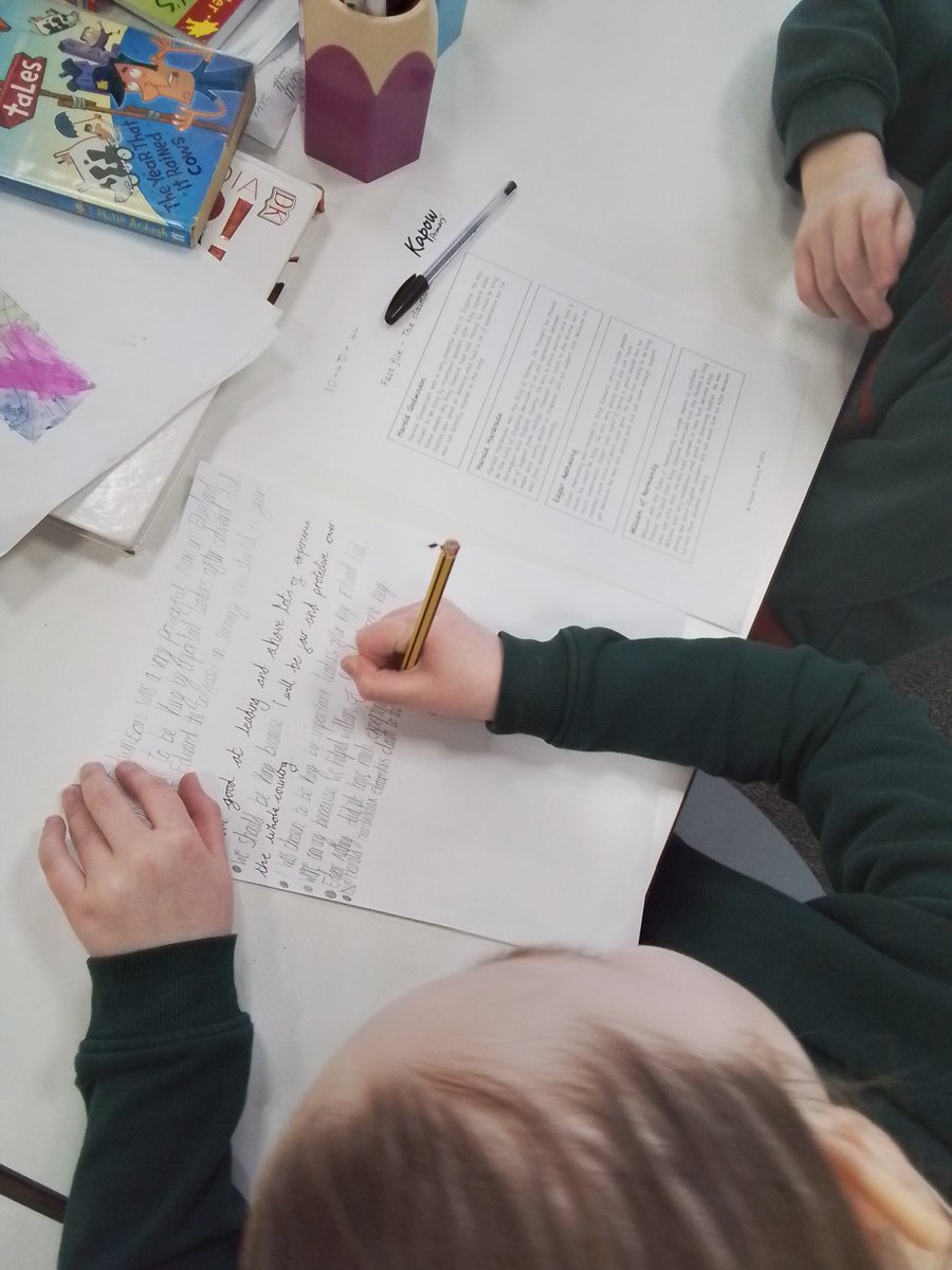 MissDelaney15's tweet photo. In history today, we learned about the 4 claimants who tried to succeed Edward the confessor for the throne of England. Each of them had limited reasons to be king, so we are researching more information and debating as to who we think should've been king. @YpsHistory #teamwork https://t.co/noTdm1YHSC