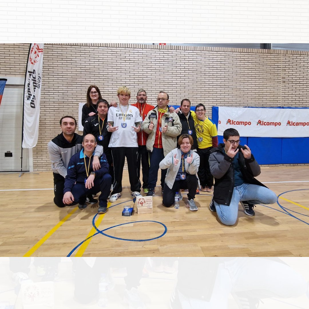 ATADI ha participado este fin de semana en el el Campeonato de Fútbol Sala que organiza Special Olympics Aragón. La competición se llevó a cabo en las instalaciones del Club Natación Helios, en Zaragoza dentro de los actos organizados para conmemorar su centenario. ⚽️