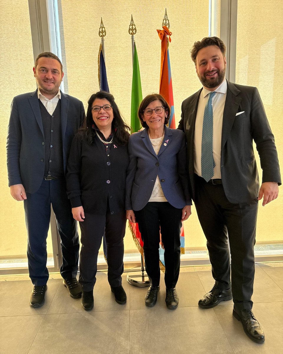 Europa Donna Italia (@europadonnait) on Twitter photo Europa Donna Italia ha presentato in <a href="/regionepiemonte/">Regione Piemonte</a> l’analisi del valore sociale generato dalle associazioni di pazienti con tumore al seno attive sul territorio.
Per maggiori info: europadonna.it/wp-content/upl… Europa Donna Italia ha presentato in <a href="/regionepiemonte/">Regione Piemonte</a> l’analisi del valore sociale generato dalle associazioni di pazienti con tumore al seno attive sul territorio.
Per maggiori info: europadonna.it/wp-content/upl…