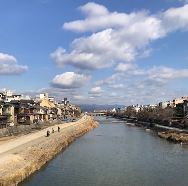 RootsLounge's tweet image. 出店に伴い､13～17日まで臨時休業致します。