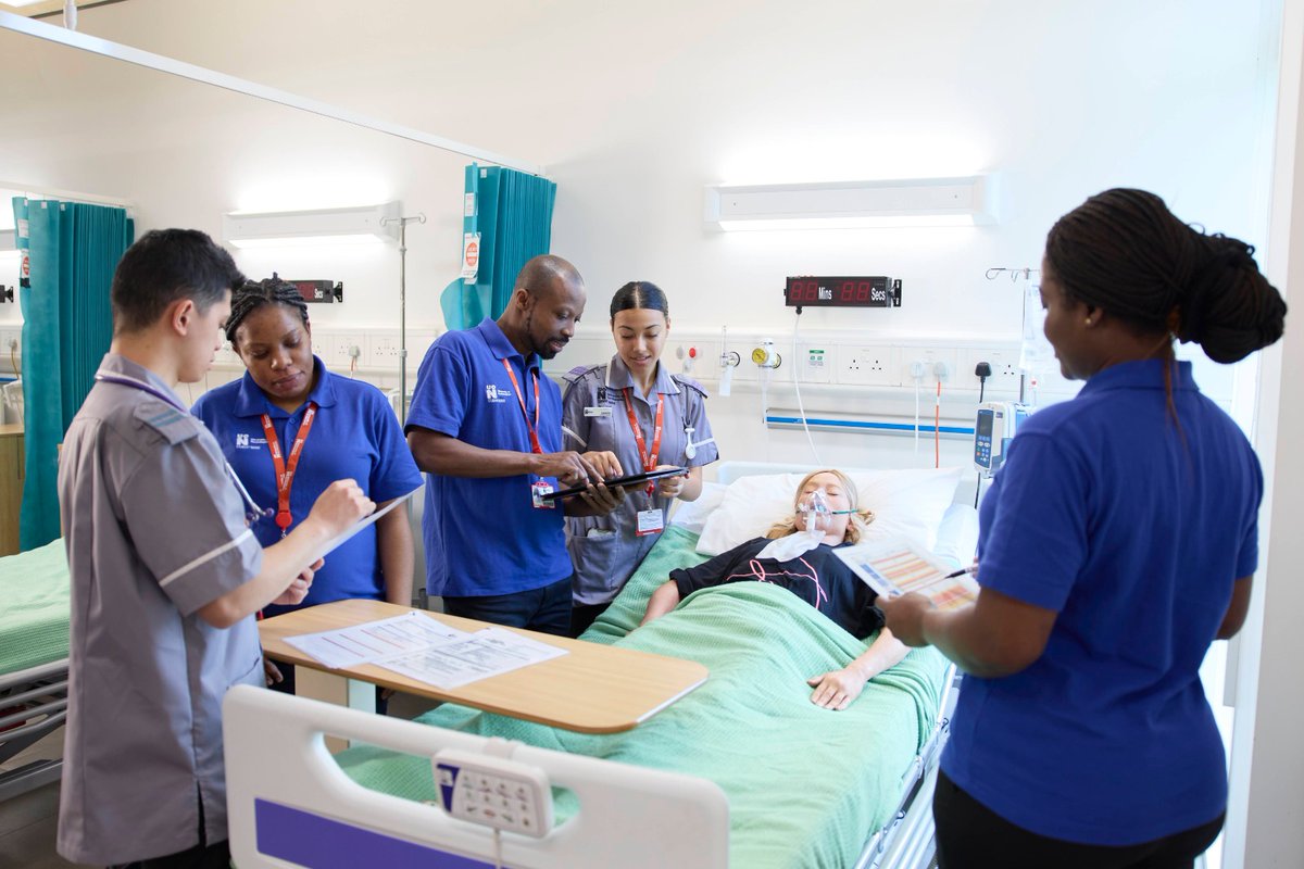 It's #NationalApprenticeshipWeek and there's more good news about our programmes. We're developing several new 'earn while your learn' routes into various professions...including #nursing.

northampton.ac.uk/news/the-nursi…

#SkillsForLife #NAW2025 #apprenticeshipweek #uon