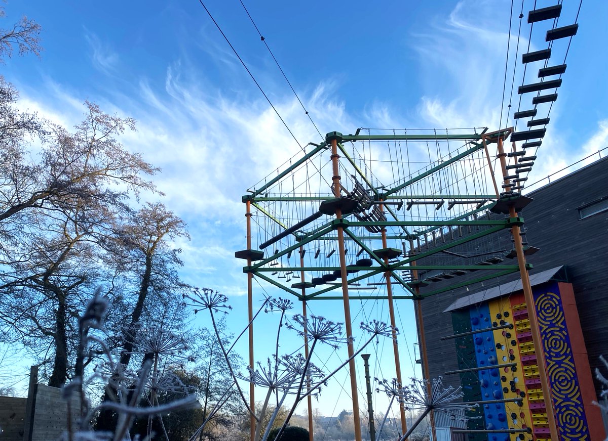 Harlow High Adventure is back this Spring! 
Open every Saturday, Sunday and Bank Holiday from 3 May 2025.
Climbing Wall Adventure 🧗‍♀️😎💪From £11. 
High Ropes Hexagon 🧗‍♀️😀🐒 From £13. 
essexoutdoors.com/harlow-high-ad…
 #HarlowHighAdventure #OutdoorActivities #HighRopes #SpringActivities