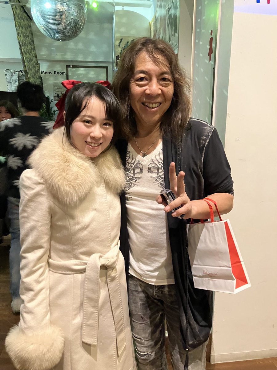 昨日は関将さんのライブ！
日本では経験できない素敵なライブで、本当に新鮮でした！やはり音楽って楽しまないといけないなって改めて思いました
たくさんの元気をもらいました😆✨