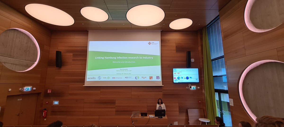 CssbHamburg's tweet image. Together, with @desy, Life Science Nord and the HIHeal network, CSSB was happy to host the "Linking Hamburg Infection Research to Industry" event last Thursday. The innovative workshop combined lectures, 1 minute pitches, networking opportunities and CSSB core facility tours.