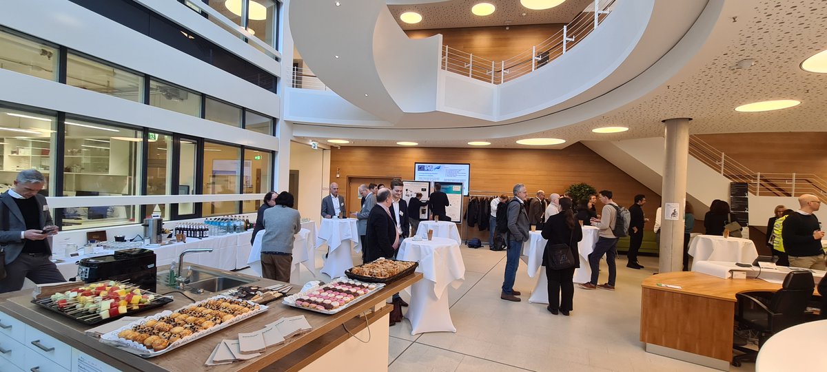CSSB (@cssbhamburg) on Twitter photo Together, with <a href="/desy/">DESY (Deutsch)</a>, Life Science Nord and the HIHeal network, CSSB was happy to host the "Linking Hamburg Infection Research to Industry" event last Thursday. The innovative workshop combined lectures, 1 minute pitches, networking opportunities and CSSB core facility tours. Together, with <a href="/desy/">DESY (Deutsch)</a>, Life Science Nord and the HIHeal network, CSSB was happy to host the "Linking Hamburg Infection Research to Industry" event last Thursday. The innovative workshop combined lectures, 1 minute pitches, networking opportunities and CSSB core facility tours.