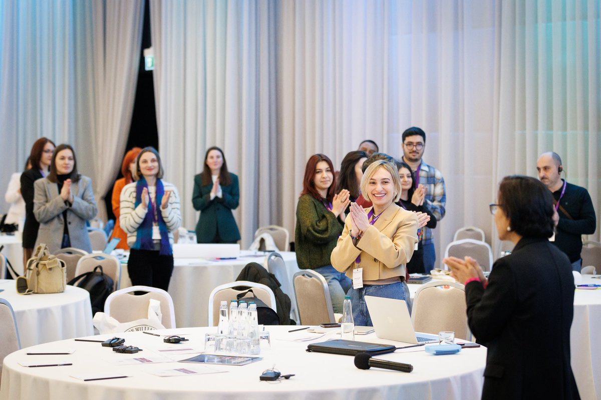 Daria Larionov tweet media