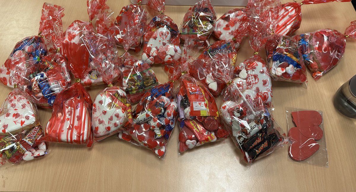 bariSTAs (@sta_baristas) on Twitter photo Happy (almost) Valentine’s Day everyone!! This week we have been busy making up these wee goodie bags! These bags are stuffed with goodies and are selling fast 🔥💌🍫🍪🍬 #bariSTAs <a href="/SfL_STA/">St Thomas Aquinas Support for Learning</a> <a href="/StThomasAqSec/">St Thomas Aquinas</a> <a href="/MrsRitchieSTA/">Mrs Ritchie</a> <a href="/MrsFarrellDHT/">Mrs Farrell STA</a> Happy (almost) Valentine’s Day everyone!! This week we have been busy making up these wee goodie bags! These bags are stuffed with goodies and are selling fast 🔥💌🍫🍪🍬 #bariSTAs <a href="/SfL_STA/">St Thomas Aquinas Support for Learning</a> <a href="/StThomasAqSec/">St Thomas Aquinas</a> <a href="/MrsRitchieSTA/">Mrs Ritchie</a> <a href="/MrsFarrellDHT/">Mrs Farrell STA</a>