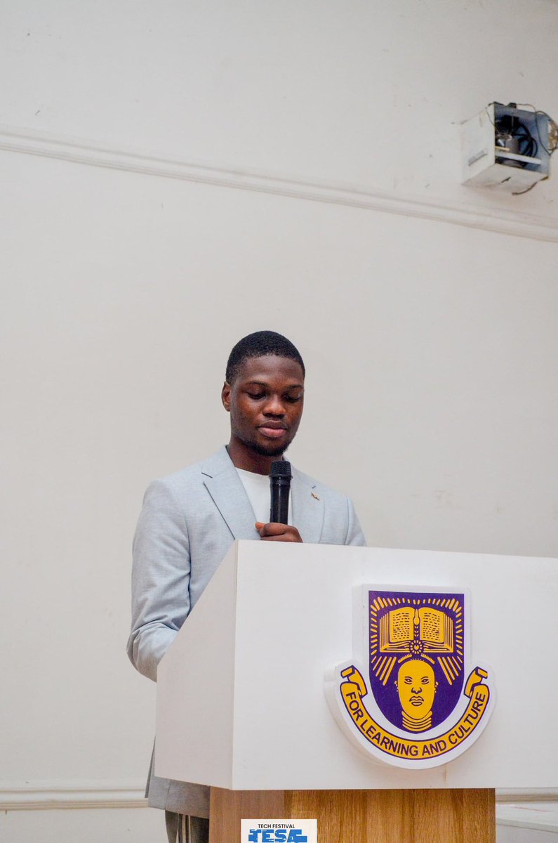 PosuAquila's tweet photo. Last week

Had a panel session at #innofest by @NacosOau 

Addressed freshmen at @TESA_OAU Fresher’s orientation and academic summit. https://t.co/cdQRfB1QdQ