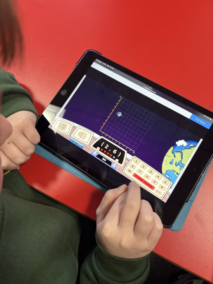 firsprimarysale's tweet image. #Y5Redwood are using their knowledge of coordinates to defend Earth against an alien attack this morning 🚀👽🛸 #FirsMaths
#FirsComputing