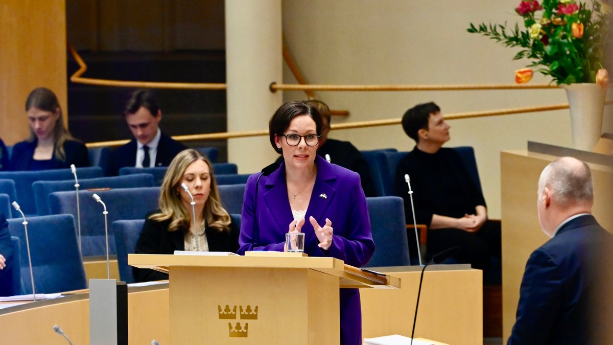 SweMFA's tweet photo. Support for Ukraine, security cooperation and Sweden’s neighbourhood in the spotlight in this year’s Statement of Foreign Policy.

Read more⬇️
https://t.co/Dr8svvUaCk

📸 Frida Drake/ Government Offices https://t.co/4bIJIwg72c