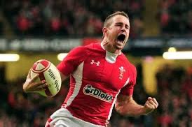 RealShanCothi's tweet photo. Edrych mlan i gal cwmni Shane Williams - cawr y byd rygbi i’r Gweilch, Cymru ag yn rhyngwladol sy’n fentor i griw @TyFFITs4c @S4C ma fe’n sgwrsio NAWR ar Bore Cothi @BBCRadioCymru ag yn rhannu ei brofiade da ni ag mor onest yn ei sgwrsio. #braint diolch o galon @ShaneWilliams11⭐️ https://t.co/18tnGL17Se