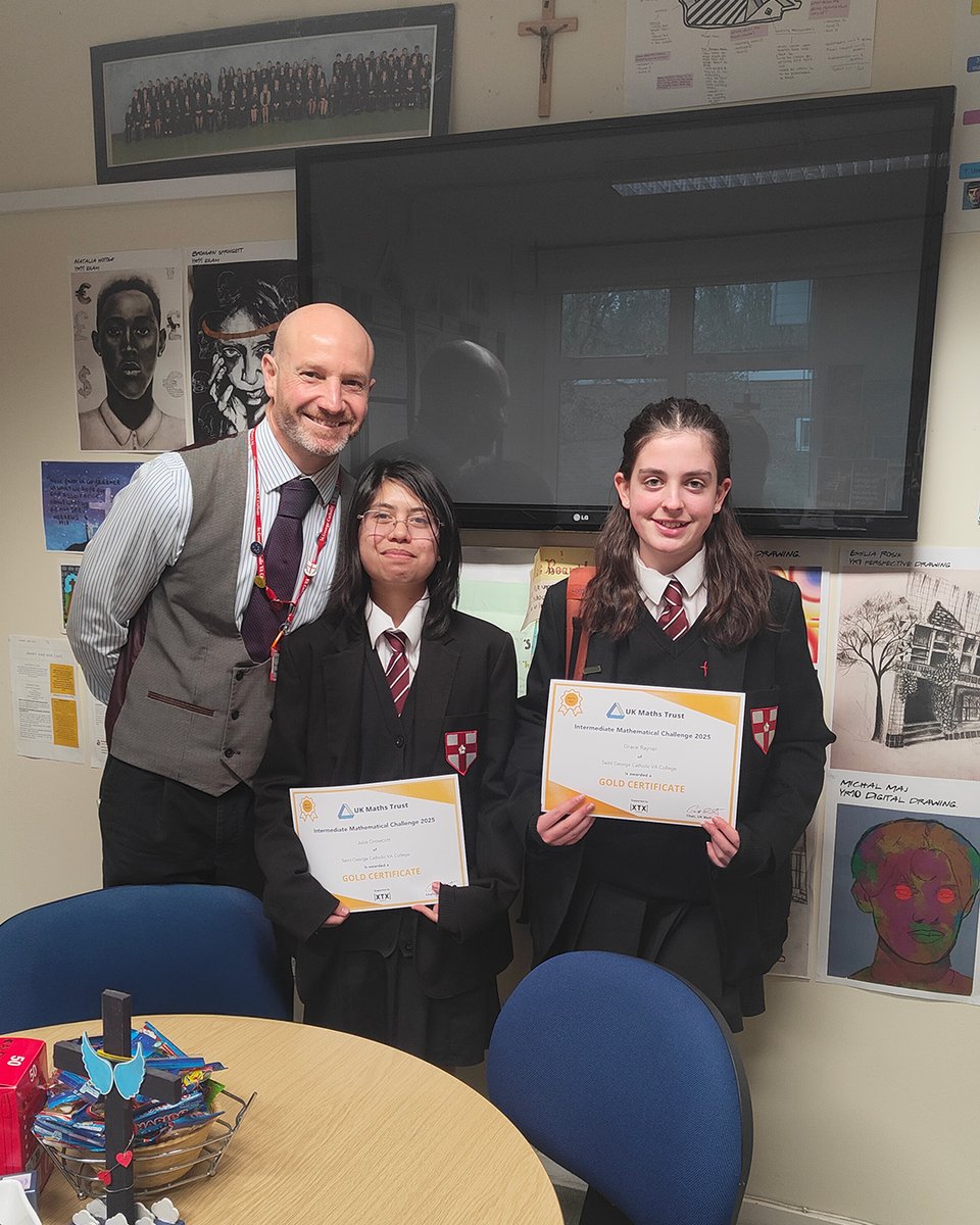 Well done to Julia and Grace who have qualified for the next round of the Maths Challenge in March.