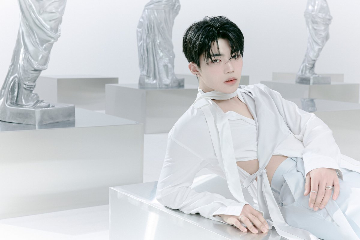 ZEROBASEONE tweet media