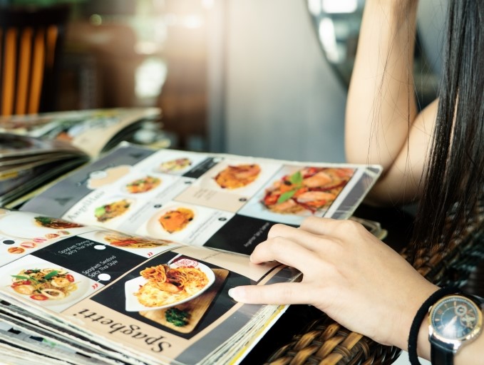 Aston University PR (@astonpress) on Twitter photo 🥗|Putting least calorific meals first on menu makes teenagers more likely to order them
🎓The researchers are <a href="/unibirmingham/">Uni of Birmingham</a>’s <a href="/katieedders/">Dr Katie Edwards</a> & <a href="/AstonUniversity/">Aston University</a>’s <a href="/profblissett/">Prof. Jackie Blissett</a> & <a href="/J_P_Reynolds/">James Reynolds (@j-p-reynolds on bsky)</a>
🍽️Restaurants could be important for tackling obesity
👉tinyurl.com/4x2h8h6h 🥗|Putting least calorific meals first on menu makes teenagers more likely to order them
🎓The researchers are <a href="/unibirmingham/">Uni of Birmingham</a>’s <a href="/katieedders/">Dr Katie Edwards</a> & <a href="/AstonUniversity/">Aston University</a>’s <a href="/profblissett/">Prof. Jackie Blissett</a> & <a href="/J_P_Reynolds/">James Reynolds (@j-p-reynolds on bsky)</a>
🍽️Restaurants could be important for tackling obesity
👉tinyurl.com/4x2h8h6h