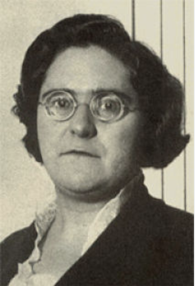 ContraBorrado's tweet photo. Hoy se cumplen 137 años del nacimiento de Clara Campoamor, diputada, una de las principales defensoras del voto femenino.  
Hoy cumpliría 120 años Federica Montseny, anarquista, ministra de Sanidad en la Segunda República, la primera mujer en ocupar un cargo ministerial en España.
Felicidades a todas las feministas que hoy están de cumpleaños.