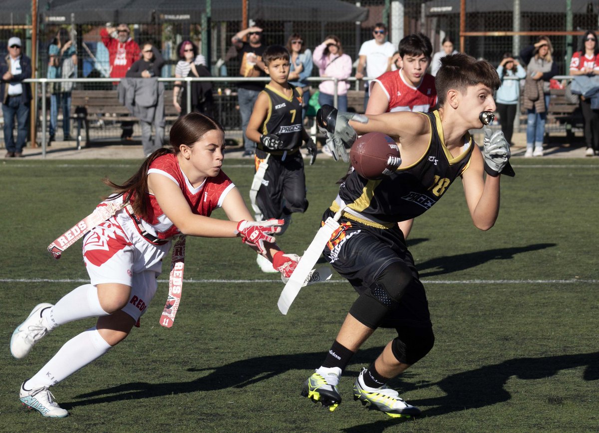 FCFAtwi's tweet image. 🚨🚨 GAME WEEK 🚨🚨
🏆 En joc les Lligues Catalanes Infantil i Benjamí de #FutbolFlag! 

🔜 A més, #LCFAFemenina, #LCFAJúnior i Circuit Català Gold i Open de Flag!

📲  fcfa.cat/51680-2/

📸 Mireia Ramírez Sánchez 
 
#FCFA @UFECcat @esportcat #americanfootball #flagfootball
