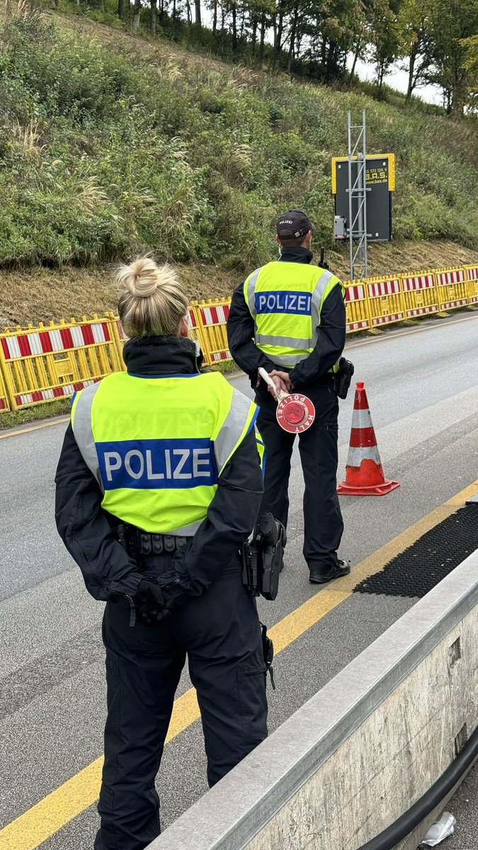 Co prawda, wiadomo było, że to się stanie…. ale teraz oficjalnie. Niemiecki rząd przedłużył kontrolę na granicach do 15 września. <a href="/PolsatNewsPL/">PolsatNews.pl</a> <a href="/Int_Wydarzenia/">Interia</a>