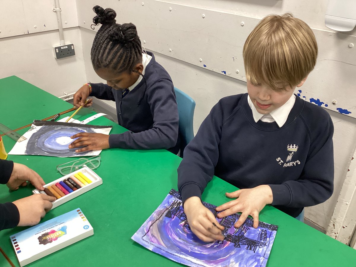 StMarysRCEccles's tweet photo. 🖍️✨Y3 have produced some incredible drawings of Stonehenge! Their creativity and attention to detail are amazing! 🌟 https://t.co/OiaW0wGY5Z