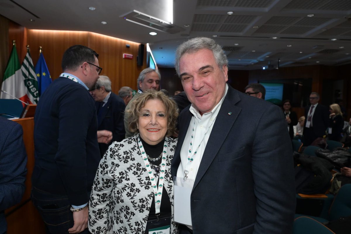 Un affettuoso saluto e un ringraziamento a #LuigiSbarra  da parte di tutti gli operatori e dirigenti del Caf CISL, che lui ha chiamato “sindacalisti dei servizi”