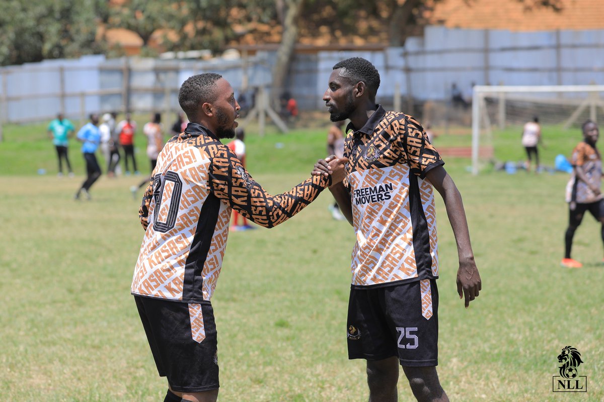 kasasi_fc's tweet photo. Did some networking with our elders @FCKabali_ in a stalemate at full time over the weekend in our GW15.

Plenty of positives learned as we shift our full focus to the next game.

Proudly partnered with @FreemanMovers.

📸 - @MbanzAndre8 @peakshots

#NLLXV
#Road2FortPortal https://t.co/vpFEzSUjo4