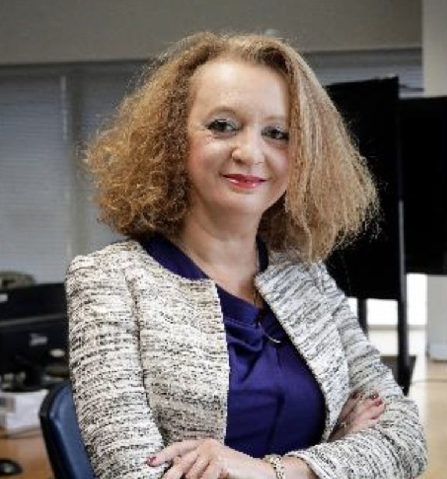 ‼️Esta es la jueza CARLOTA SOFÍA SÁNCHEZ MÁRQUEZ del Juzgado de #VdG n°3 de Málaga. Denegó cualquier medida cautelar de protección a CATALINA. Le preceden sentencias a favor de maltratadores frente a sus parejas e hijos. Pongo link del CGPJ para presentar QUEJA...👇