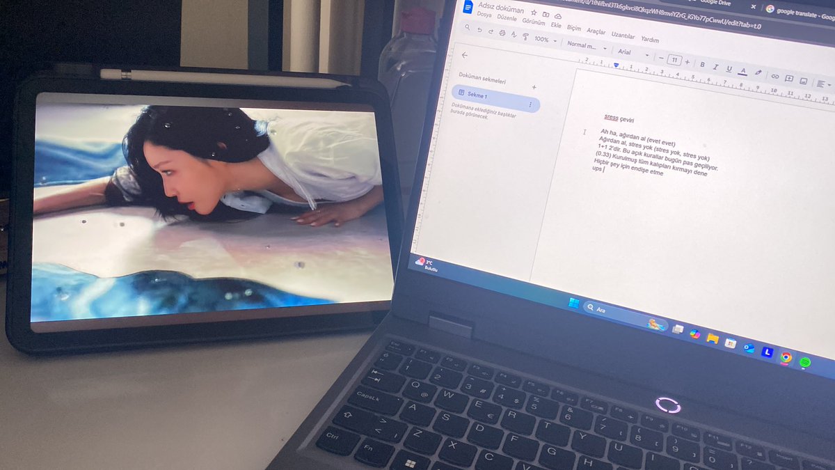 [🩷]Çevirileri yaparken bir yandan da streame devam ediyorum. Haarts sizde motivasyon olması için fotoğrafla MV linkini aşağıya bırakabilirsiniz. 

OUR ALIVIO CHUNGHA
#NoSTRESSWithChungha #청하_우리만의_STRESS_해소제

#청하 #CHUNGHA <a href="/CH_CHUN9HA/">청하 CHUNGHA</a>