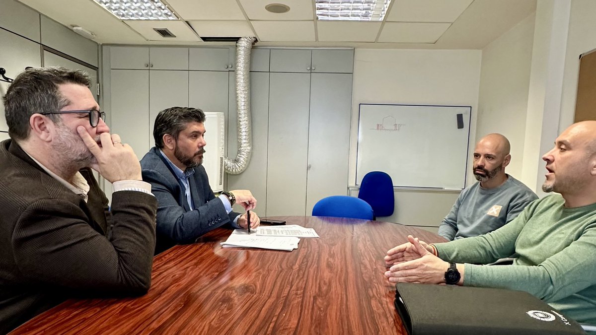 VOX_Majadahonda's tweet image. Ciclo de reuniones con sindicatos de #Majadahonda 
1️⃣ #CPPM para tratar: 
➡️ Oferta empleo público 2025 - anexo personal Policía Local y 
➡️ las últimas Mesas Generales de negociación 
 
💚Gracias por vuestros comentarios @CPPMMjdh y nos tenéis a vuestra disposición…