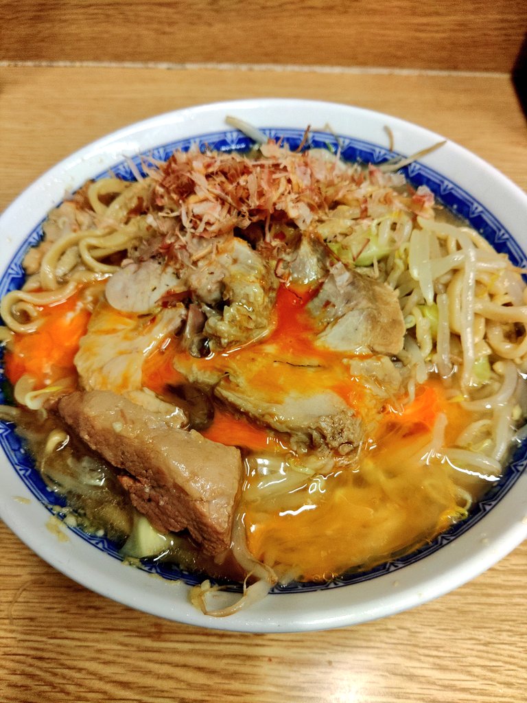 Landcruiser80GX's tweet photo. ラーメン二郎栃木街道店

栃木二郎😤芸術作品😤

栃木街道😤大好きです😤たまらん😤わっしょい🍺

ラーメン二郎栃木街道店😤わっしょい🍺 https://t.co/O1eKGYJdOg