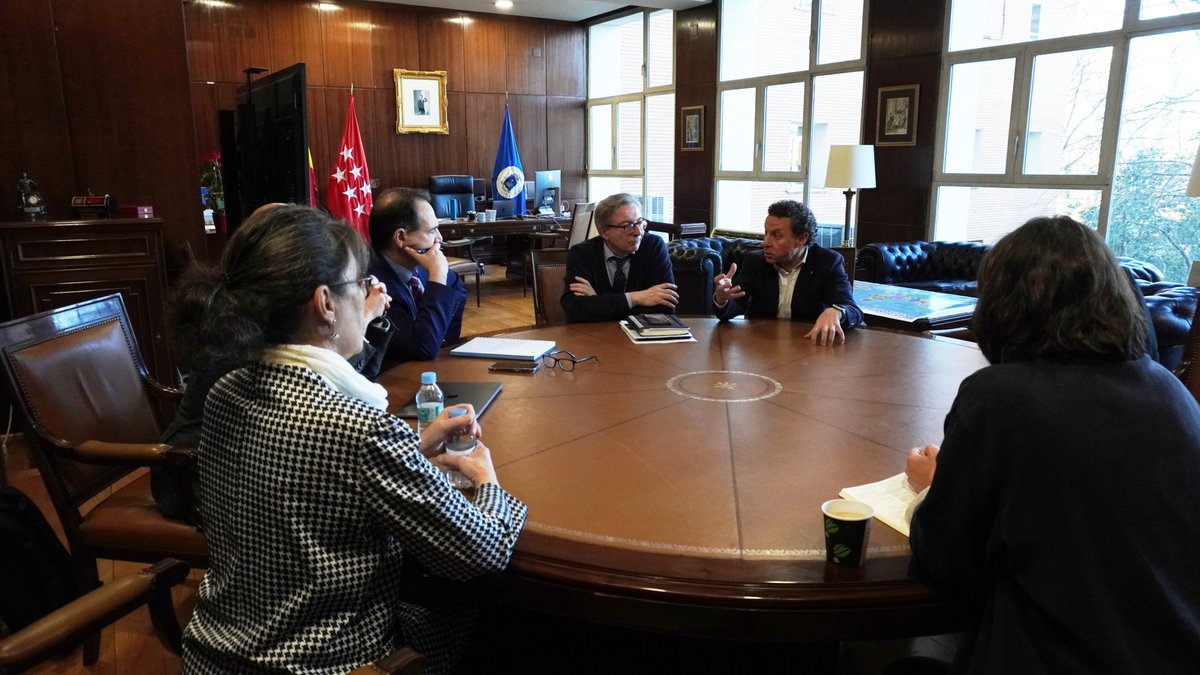 ℹ️ Reunión con el rector de <a href="/La_UPM/">Universidad Politécnica de Madrid</a>  para presentar los hitos y retos del <a href="/IoTMADLAB/">IoTMADLAB</a>

🌐 bit.ly/3EALE6b

#MadridCapitalDigital