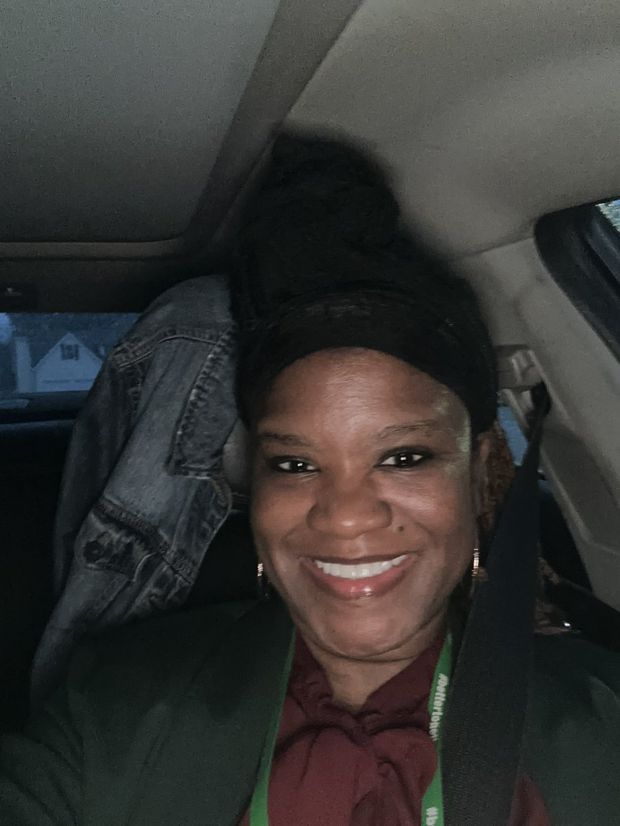 What’s up Wednesday?! Workout ✅  Meditation ✅ Prayer✅ Prayer Call message: Be careful about allowing other people’s negative thoughts to live in your mind.  See yourself for who God created you to be.🥳 #LetsGrow