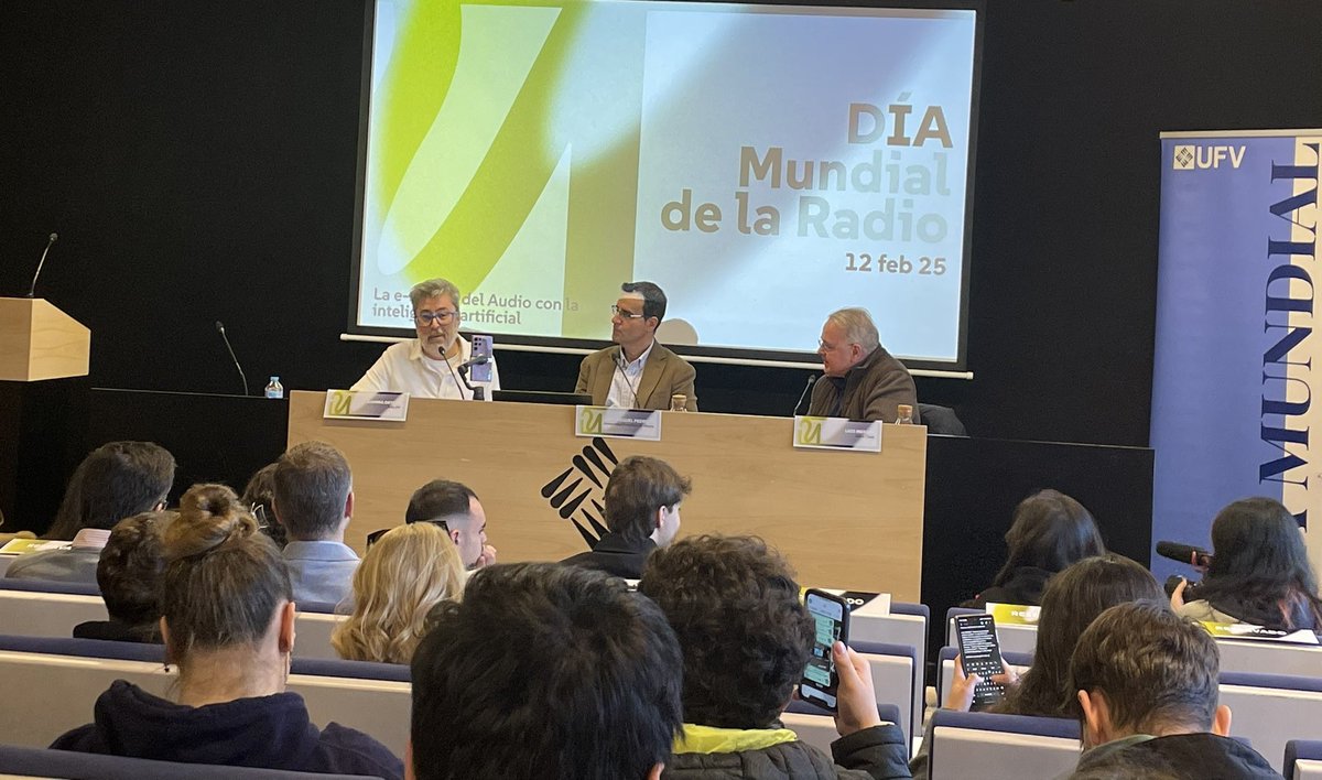 👉Felicidades 💪a la <a href="/ufvmadrid/">Universidad Francisco de Vitoria</a> por contribuir al #diamundialradio con un evento que se está desarrollando ahora, gracias a <a href="/Mirada21es/">Mirada21.es</a> con <a href="/MartaGBruno/">Marta García Bruno</a> al frente, <a href="/gvilaradio/">𝗚𝗨𝗜𝗟𝗟𝗘𝗥𝗠𝗢 𝗩𝗜𝗟𝗔</a> <a href="/LuismiPedrero/">Luis Miguel Pedrero</a> <a href="/alfredoarense/">Alfredo Arense</a> y todos los profes de #raduio

👉Aquí con <a href="/JuanmaPuntoCom/">Juanma Ortega</a> e <a href="/ideasclave/">Luis Merino</a>