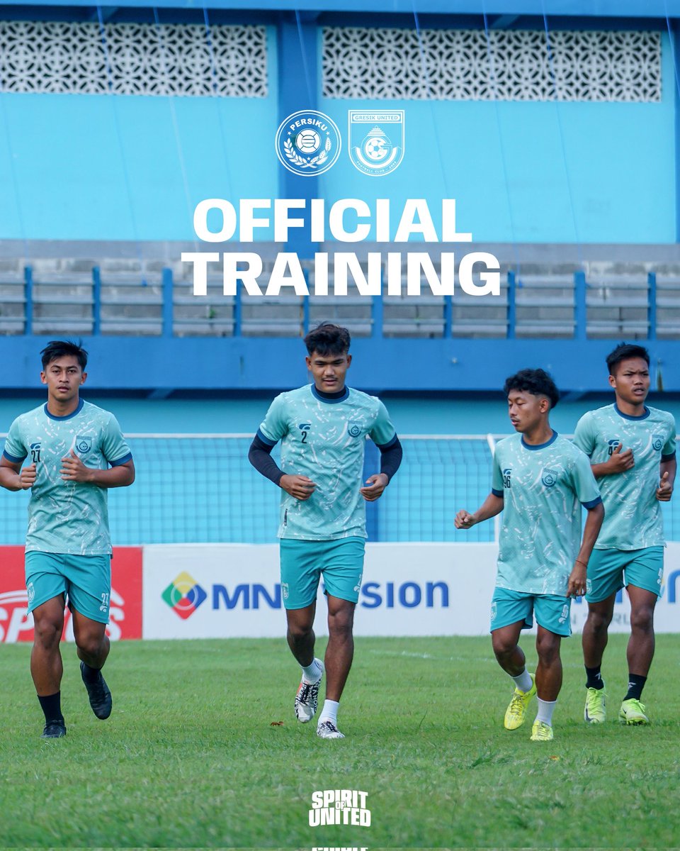 gresikutdFC's tweet photo. ๐ข๐ณ๐ณ๐ถ๐ฐ๐ถ๐ฎ๐น ๐ง๐ฟ๐ฎ๐ถ๐ป๐ถ๐ป๐ด
Ready for battle, Come On Joko Samudro!
#GresikUnited #LaskarJokoSamudro #SpiritOfUnited #OfficialTraining #KDSGRS https://t.co/4X2P3fD7rO