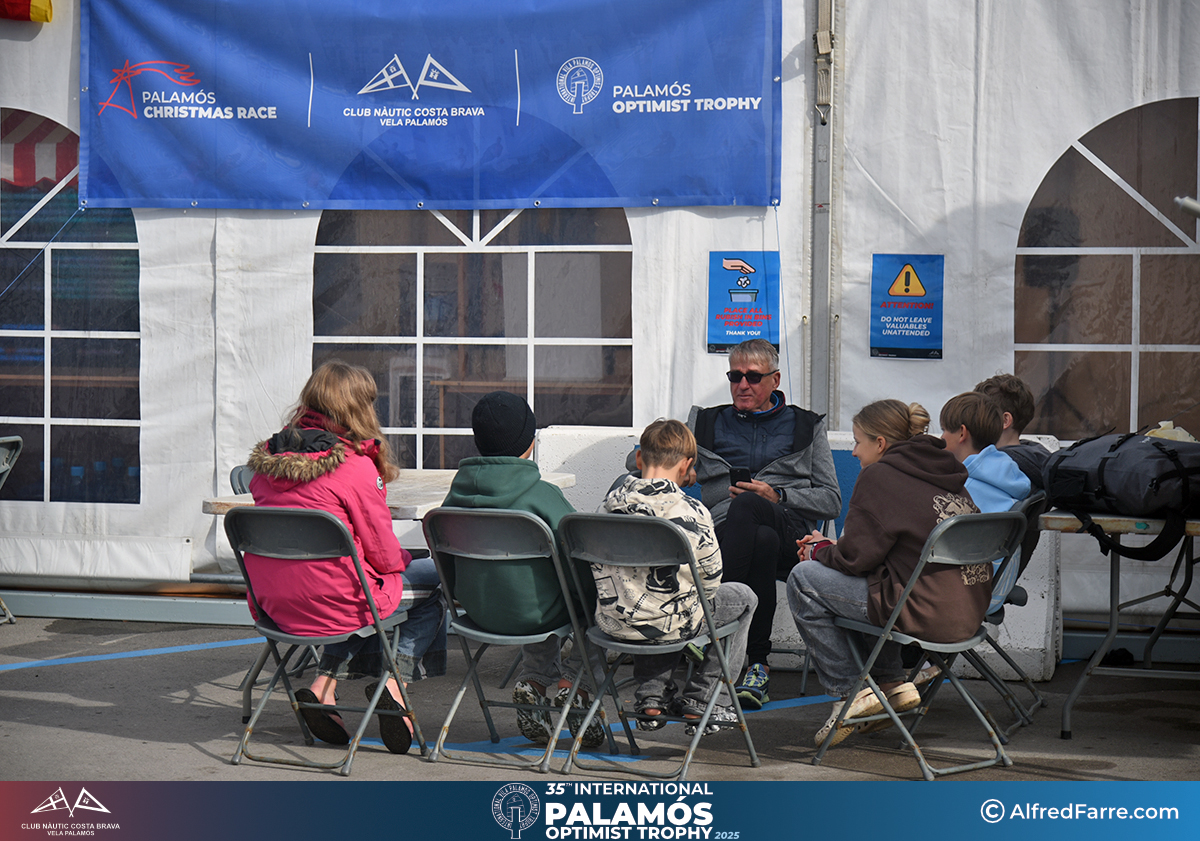 Registration day on the International Palamós Optimist Trophy already going on! 

#PalamosOptimistTrophy