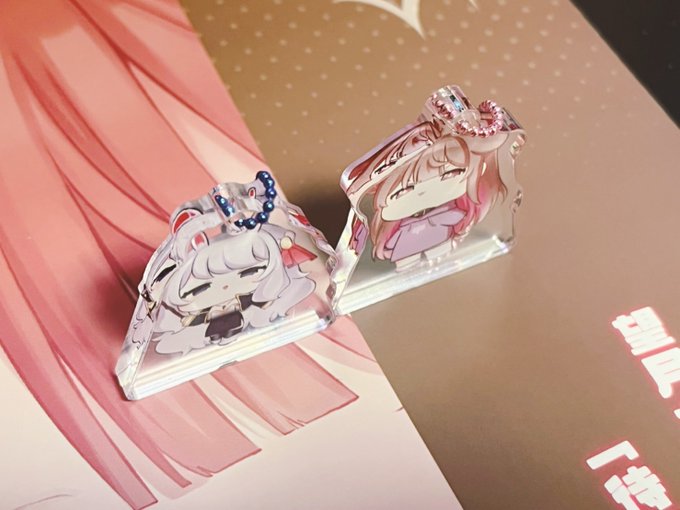 グッズ通販します～( ' ▽ ` )ノ現地これない方よければご利用ください!【COMITIA151新作グッズ予約販売】さくな・ラビリアの自立アクリルスタンド!お出かけ仕様ボールチェーン付き【販売2/15〆】 | I miss you!!  #booth_pm 