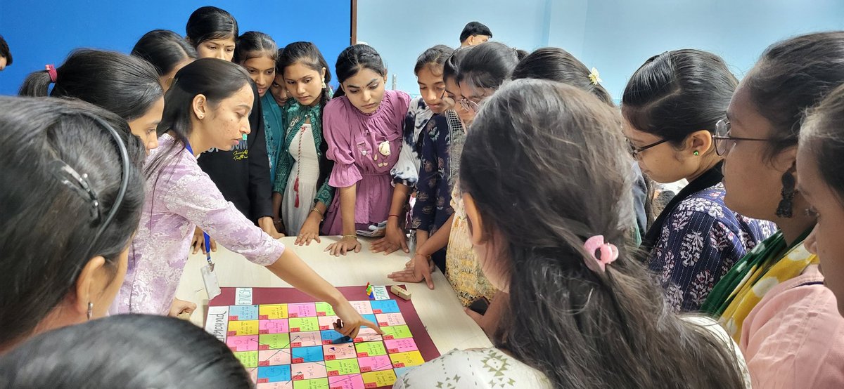krupaba_pa67368's tweet image. Celebrating #NationalScienceMonth as a part of Different Hand on Activities like #MathsPuzzle
 #BernoulliPrinciple and #DroneWorkingDemonstration at @RSCBhavnagar 
#scienceandinnovation 
#ViksitBharat