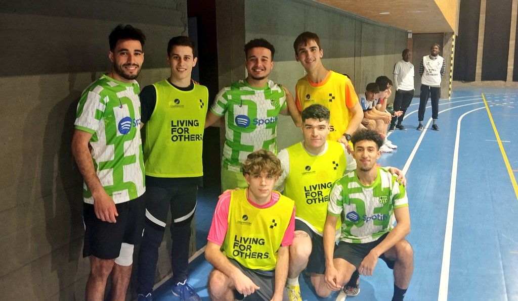 Cooperación CyL (@cooperacioncyl) on Twitter photo El pasado viernes celebramos un torneo Intercultural de fútbol sala junto a #MarcedMigraciones, en el marco del proyecto de Derechos Humanos subvencionado por la <a href="/jcyl/">Junta de Castilla y León</a> <a href="/JuventudCYL/">Juventud CYL</a> ¡Gran día! <a href="/cooperacion/">Cooperación Internacional - IYC</a> El pasado viernes celebramos un torneo Intercultural de fútbol sala junto a #MarcedMigraciones, en el marco del proyecto de Derechos Humanos subvencionado por la <a href="/jcyl/">Junta de Castilla y León</a> <a href="/JuventudCYL/">Juventud CYL</a> ¡Gran día! <a href="/cooperacion/">Cooperación Internacional - IYC</a>