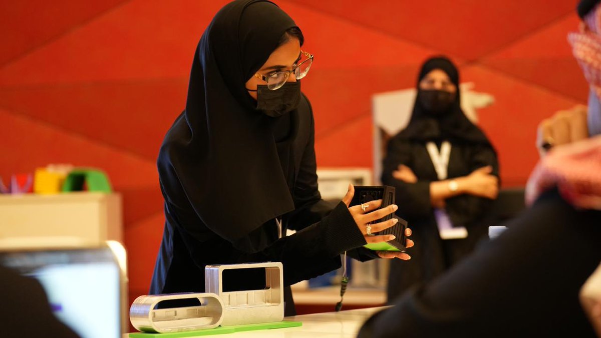 kauedu_sa's tweet photo. تبارك ⁧#جامعة_الملك_عبدالعزيز⁩ لطالباتها في كلية الهندسة برابغ 
أسيل الشاعر 
ريتال المحمدي 
لينا العمودي 
بروج العمودي 
حنين البلادي

تحقيق المركز الثالث لجائزة التميز في الابتكار في هاكاثون مؤتمر الأبحاث الطلابية الدولي GSR في جامعة الملك فهد للبترول والمعادن .

يأتي هذا الانجاز بعد ترشح الفريق ضمن  ٢٤ مشاركة من أصل ٨٠٠ مشاركة دولية. 
 
@GSRKFUPM 
@KFUPM