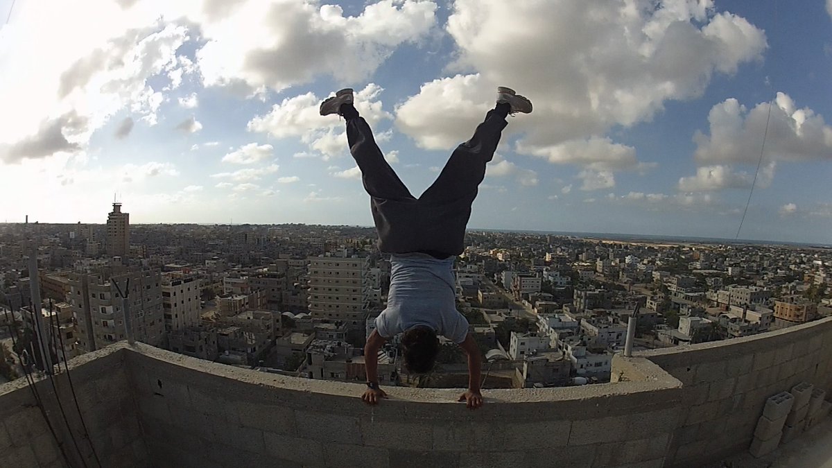 E. Nina Rothe is moved by the vulnerability of Areeb Zuaiter's YALLA PARKOUR, a film that offers up a true insight into the existence of the Palestinian people, both in their homeland and throughout the diaspora #Berlinale2025 icsfilm.org/festivals/berl…