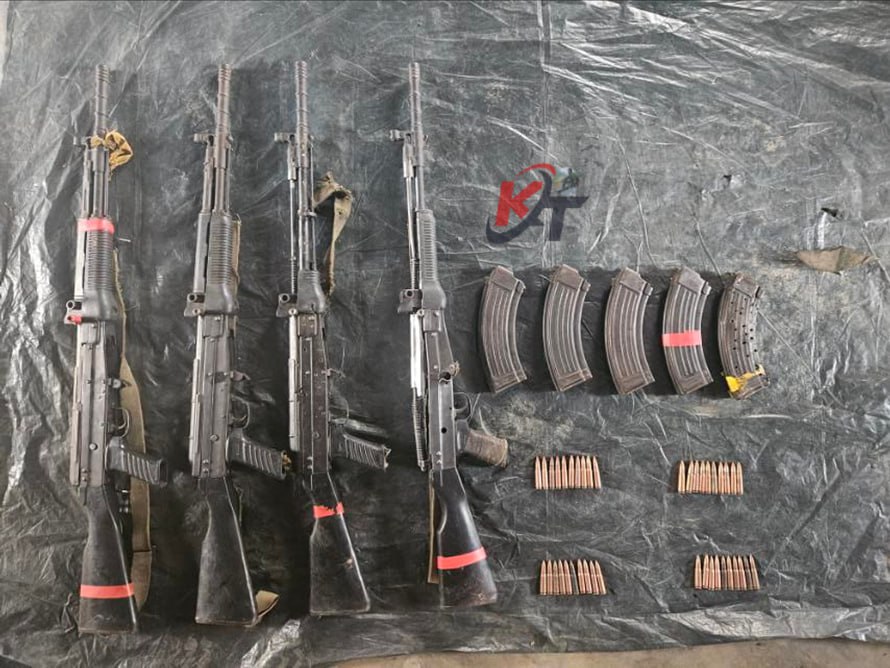 msthetzaw's tweet photo. #MyanmarFactCheck
Feb 12: Tatmadaw conducted a clearance op in #Tamu-#Panthar, engaging @NUGMyanmar-funded #PDF terrorists. No casualties on Tatmadaw’s side. Seized: 4 PDF terrorists, 4 Type-81 rifles, 5 magazines, & 40 rounds. Terrorists continue to destabilize Myanmar. https://t.co/nCyo0w5YP4