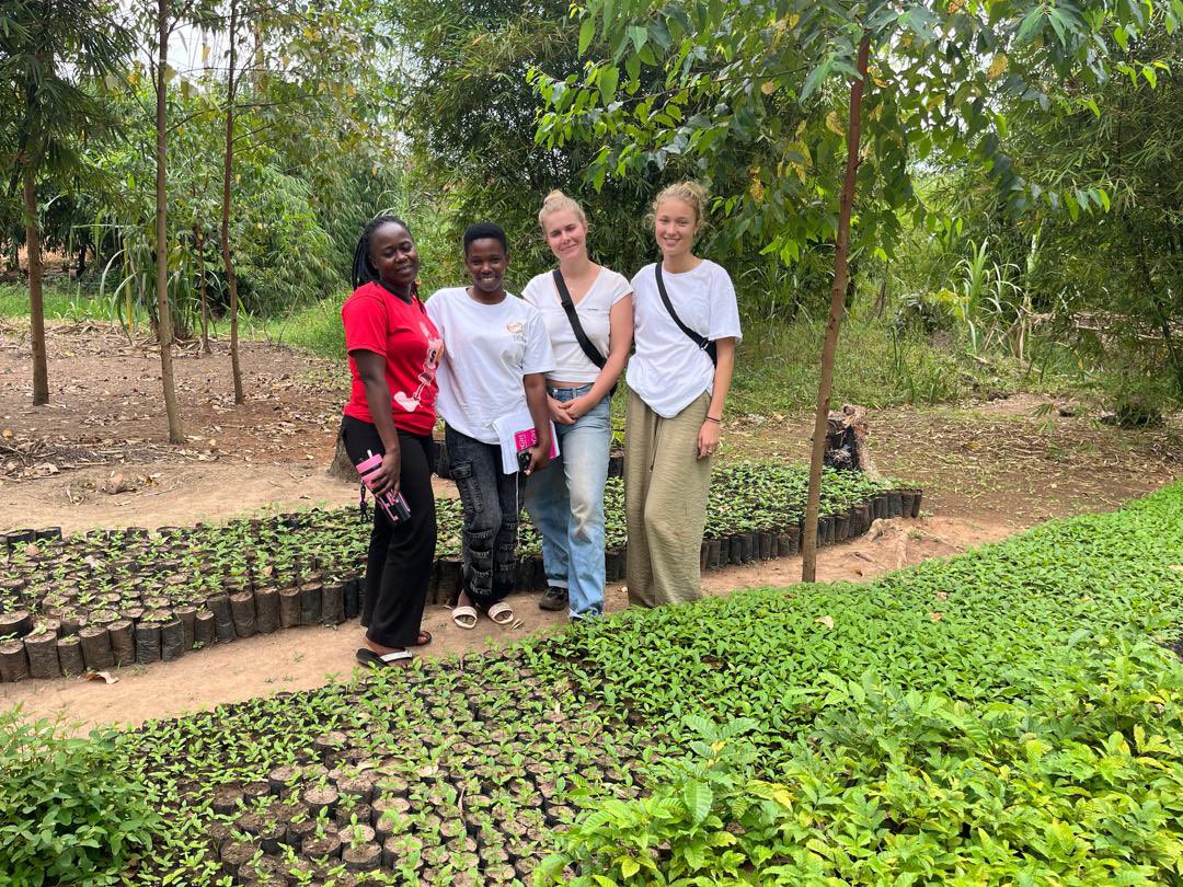 gejjawomen's tweet image. We met with the previous participants in our #AccelerationProgram from Nakabiso and it’s our pleasure to announce that we shall be working with them in the coming #Gejja activities like women in business and the seedloan program.