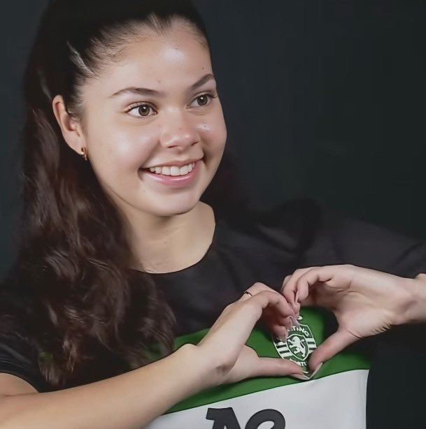 assist on her CANWNT debut. 
assist on her Sporting debut. 

JENEVA ANN HERNANDEZ-GRAY 👑