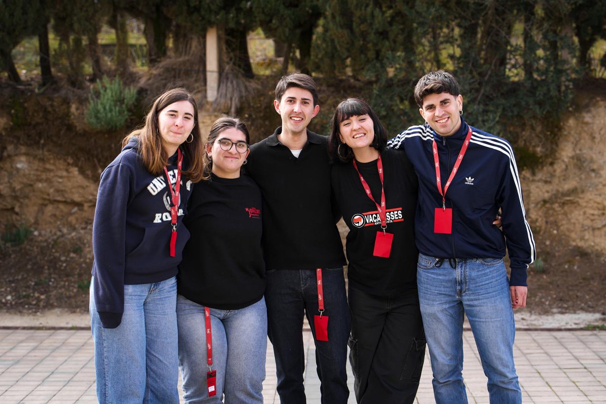 Aquest cap de setmana el <a href="/JoventVallesOcc/">Jovent Republicà del Vallès Occidental 🎗</a> vam celebrar l'#AssembleaRegionalExtraòrdinaria

La militància va votar a favor d'incorporar tres nous membres a l'actual permanent regional.