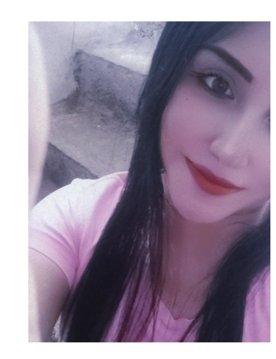 La vida es corta sonriele a quien llora ,ignora a quien te crítica , y se feliz con quién te importa 😊☺️🤣🤗🥰🪷🍁🍂🌻🤩🤩😊🥰👏🏻👏🏻