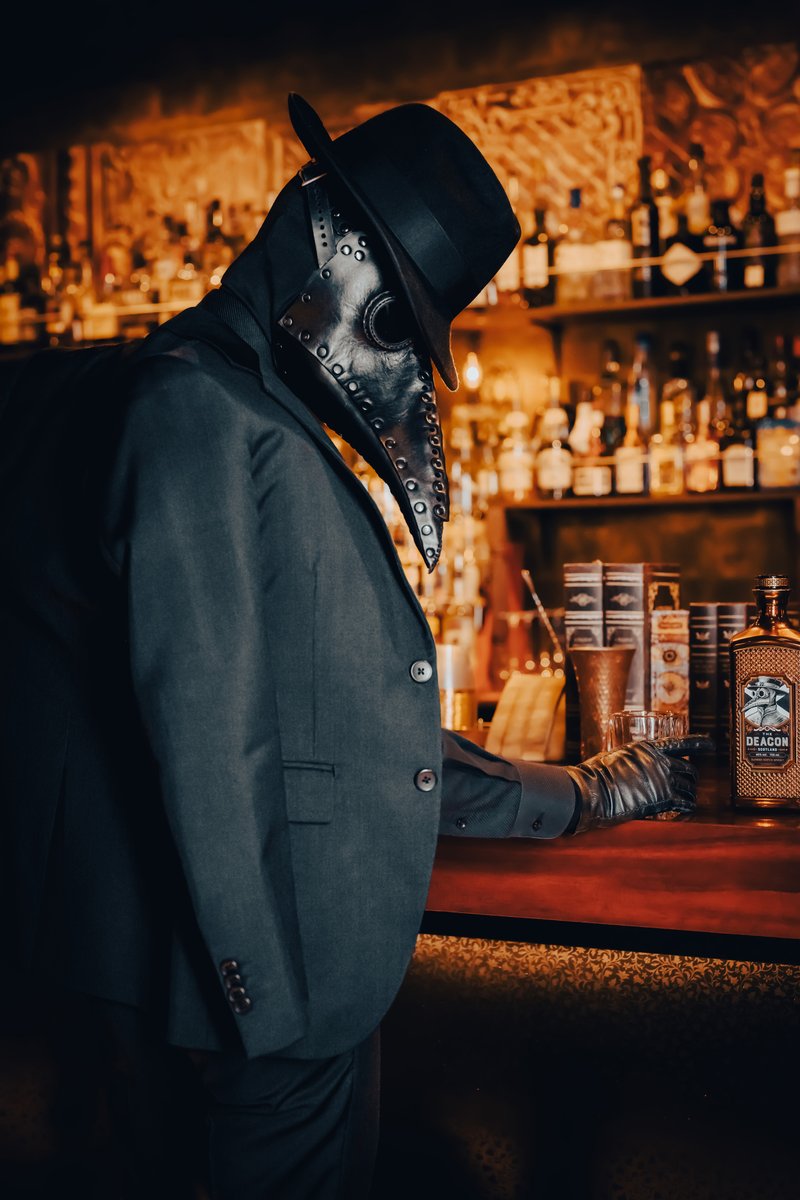 Nitsuke_Plague's tweet image. 待ち合わせ。いつものバーにて。

#TheDeacon
#akashicrecords
#大阪蒸気撮影会