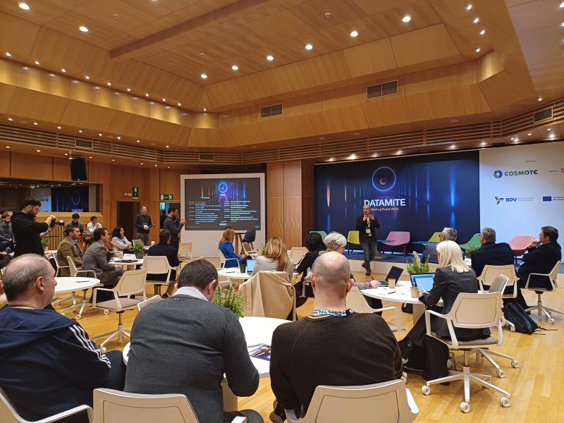 📢OASEES participated in the DATAMITE Project Meetup!
 
🤝OASEES  was represented by Mrs. Vasiliki Vlahodimitropoulou (OTE), in the  section serving several ongoing Horizon Europe projects.

💡Visit our website for the full article: lnkd.in/drfbmGD5