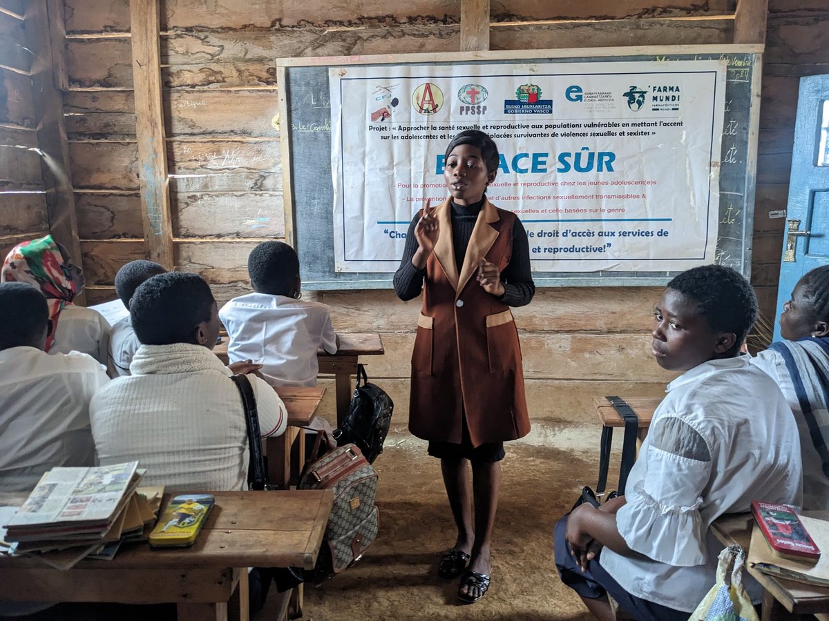 MachaneMayanza's tweet photo. Les jeunes adolescents ont droit d'accéder aux informations liées à la santé sexuelle et reproductive afin qu'ils comprennent le fonctionnement de leurs organes , et pour lutter contre les MST de tout genre. Brisons le mythe construit autour de la SSR en communauté. https://t.co/LypXudEngk